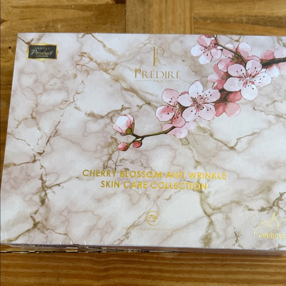 Prédiré Paris Cherry Blossom Anti-Wrinkle Moisturizer